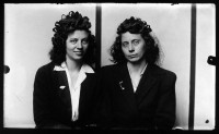http://bernalespacio.com/files/gimgs/th-47_Mike Disfamer Euda Branston Hinesley and Eula Branston Hines twin sisters 1939-46.jpg